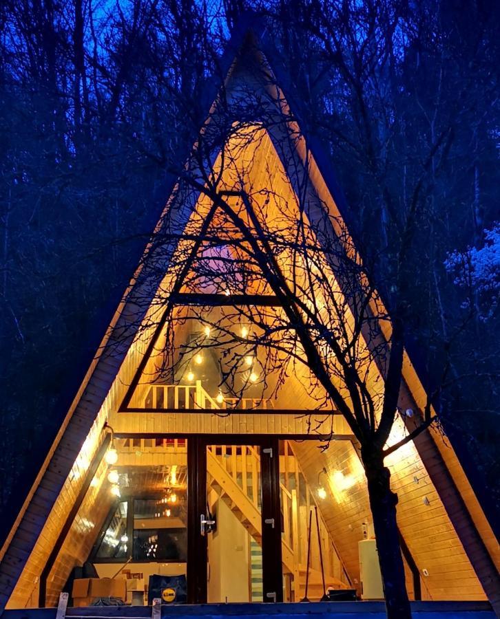 Casa - Cabana Tip A Frame, Cerna, Vaideeni, Valcea Cerna  Buitenkant foto
