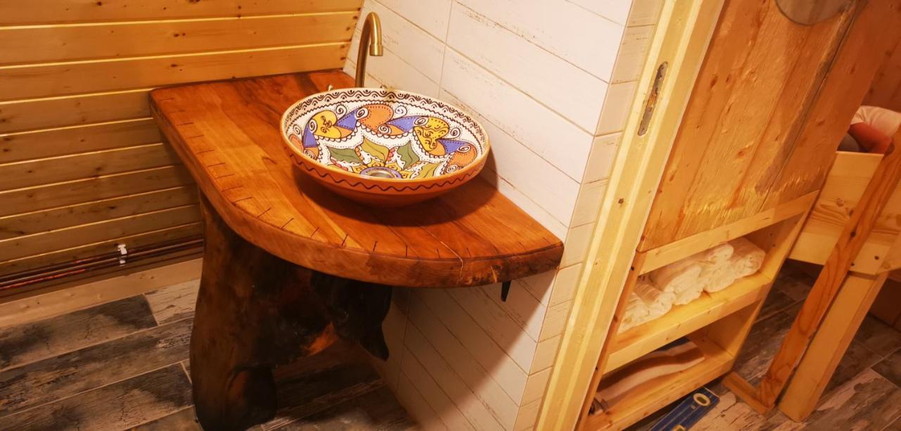 Casa - Cabana Tip A Frame, Cerna, Vaideeni, Valcea Cerna  Buitenkant foto